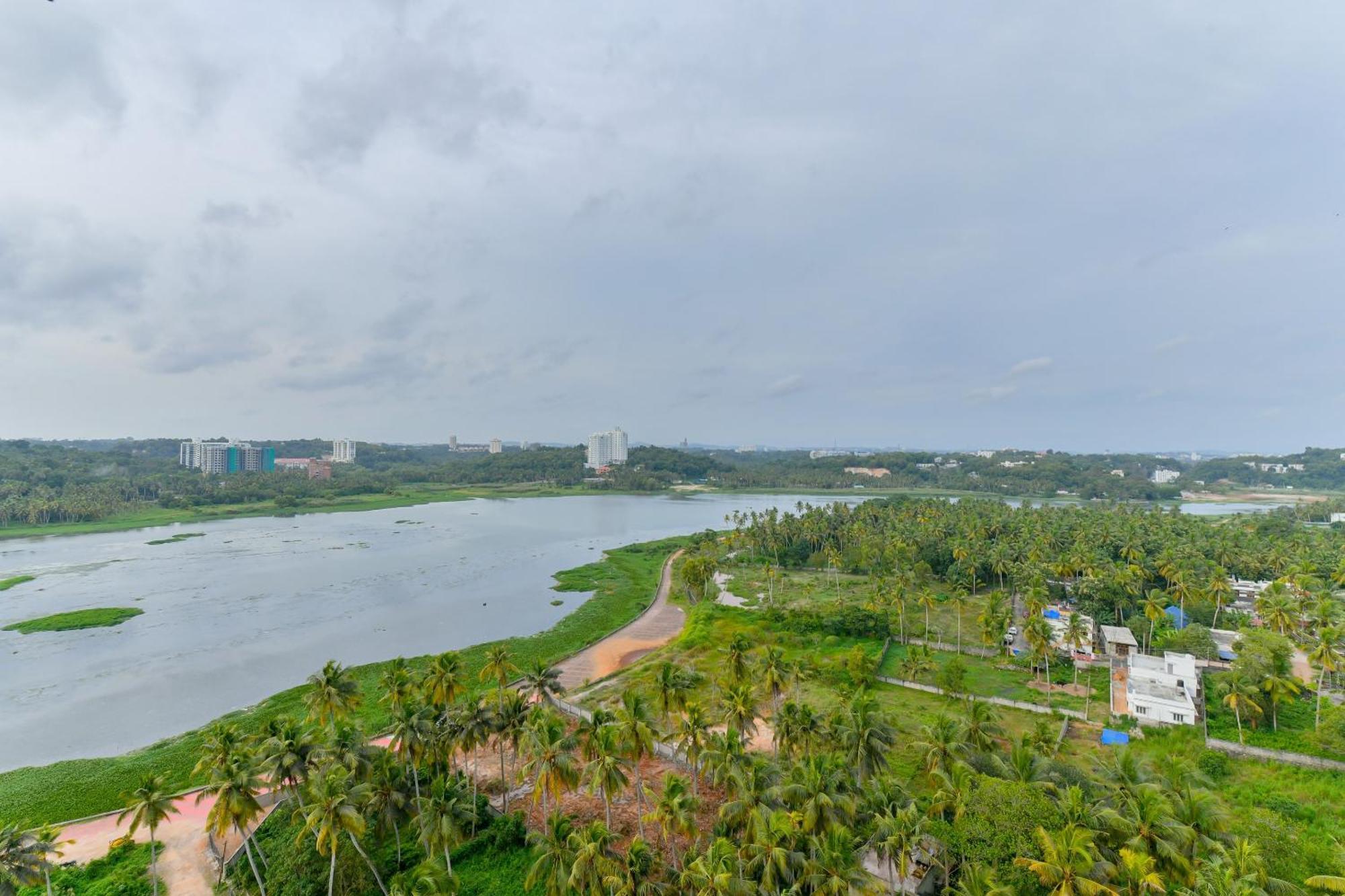 Super Hotel O Tyche Stays Тривандрум Экстерьер фото