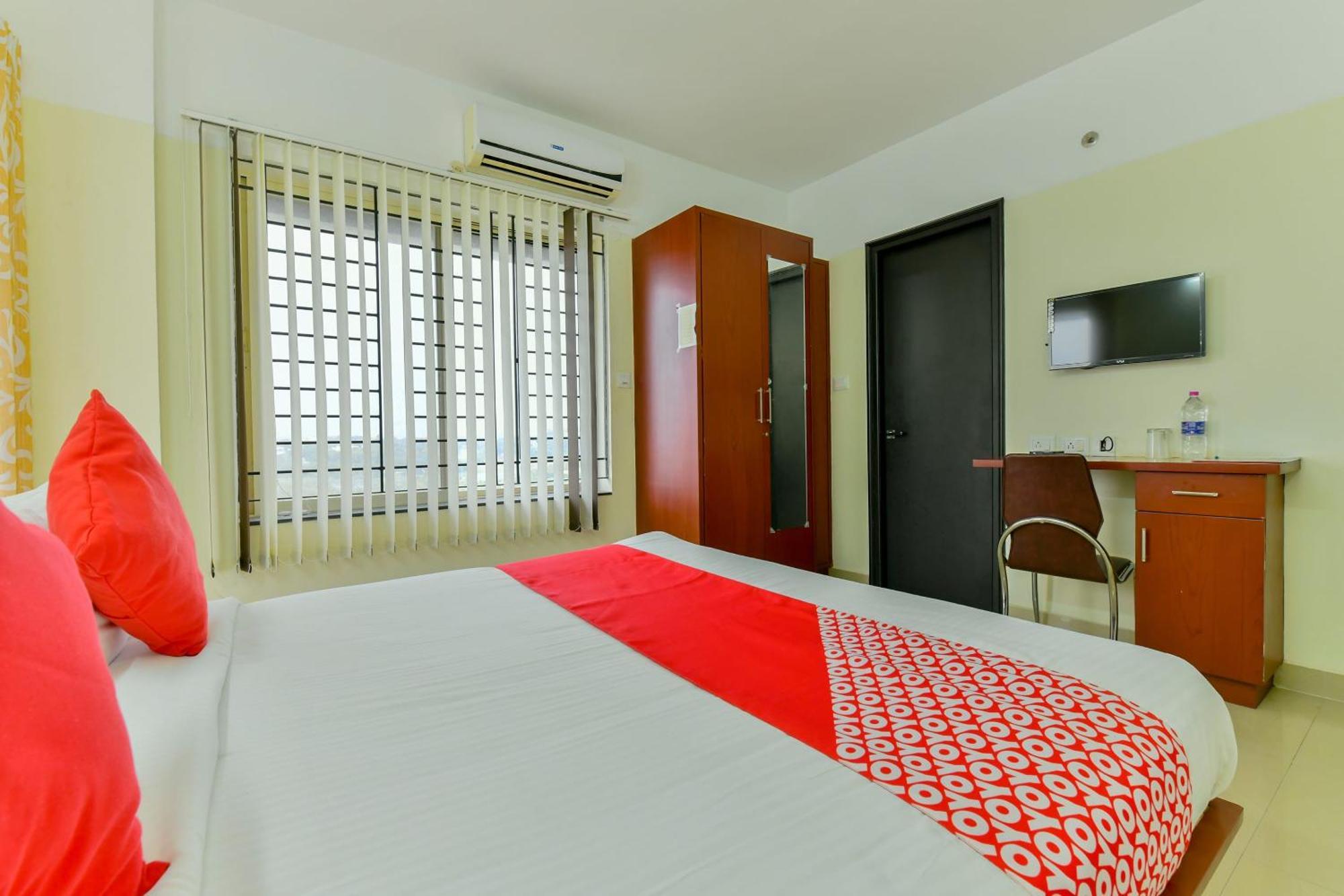 Super Hotel O Tyche Stays Тривандрум Экстерьер фото